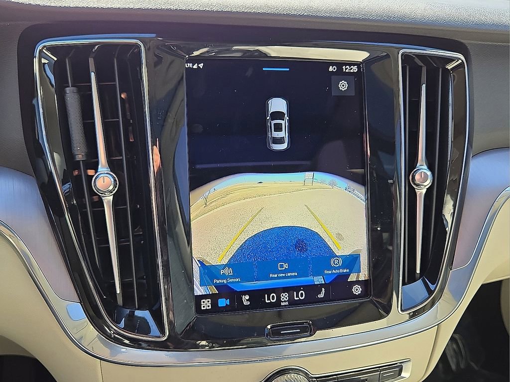 Used 2024 Volvo S60 B5 Core w/ Climate Package image 28