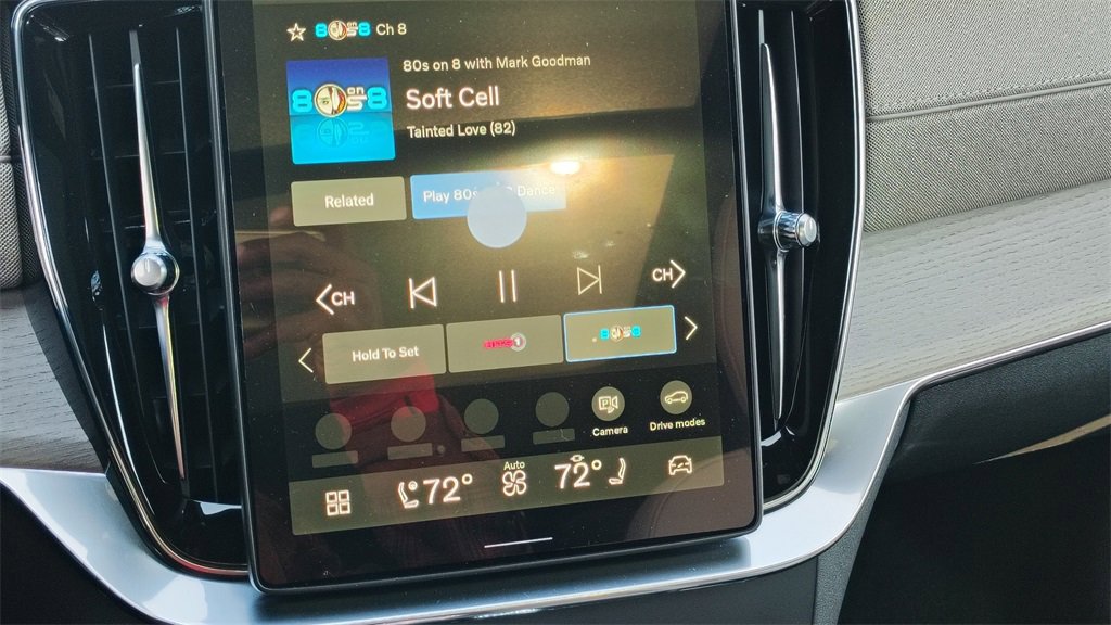 New 2026 Volvo XC90 B6 Plus image 21