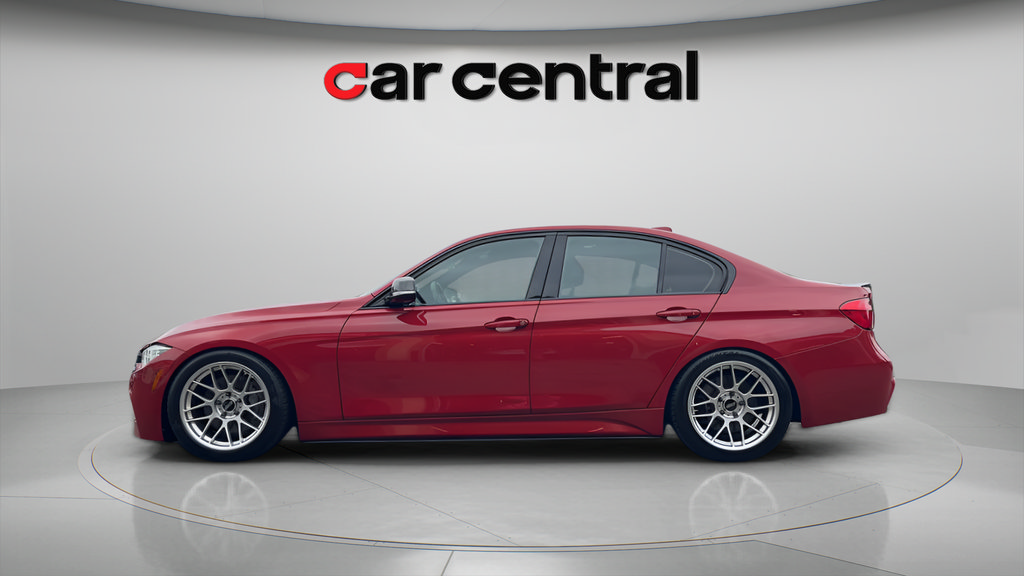 Used 2017 BMW 340i xDrive Sedan AWD/4WD image 2