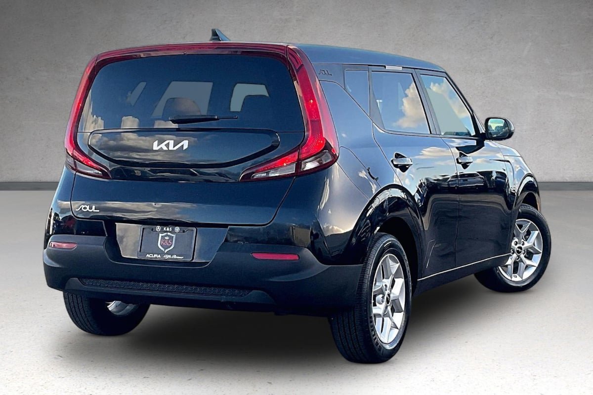 Used 2022 Kia Soul LX w/ Technology Package FWD image 27