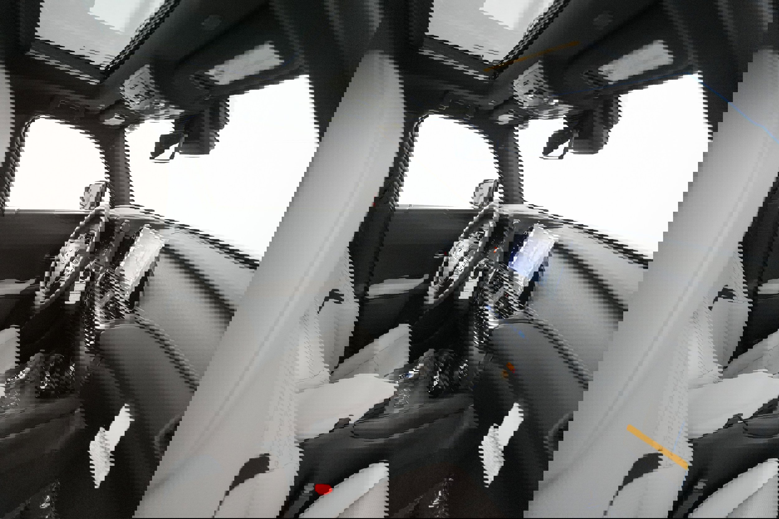 New 2025 Lexus UX 300h FWD image 19