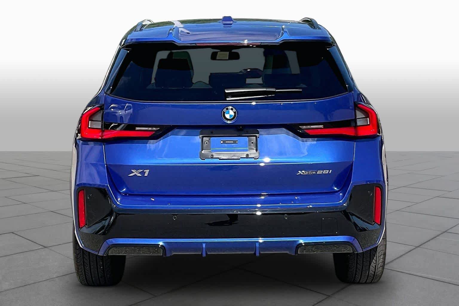 Certified 2026 BMW X1 xDrive28i w/ M Sport Package AWD/4WD image 4