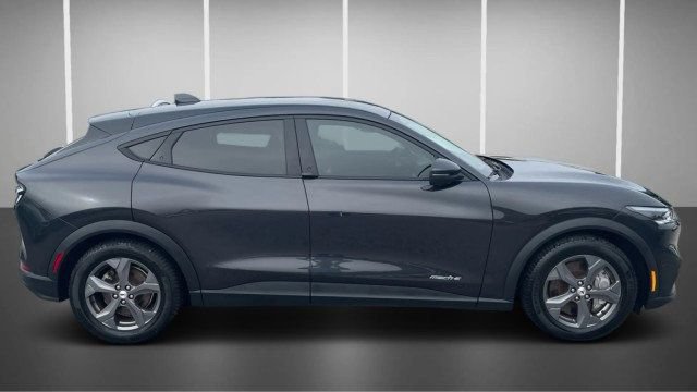 Used 2022 Ford Mustang Mach-E Select w/ Comfort/Technology Package RWD image 6
