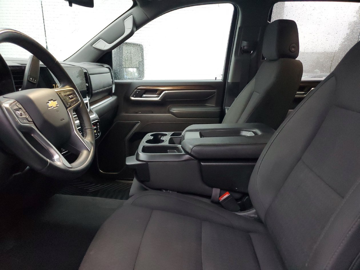 Used 2025 Chevrolet Silverado 2500 LT w/ Convenience Package AWD/4WD image 20
