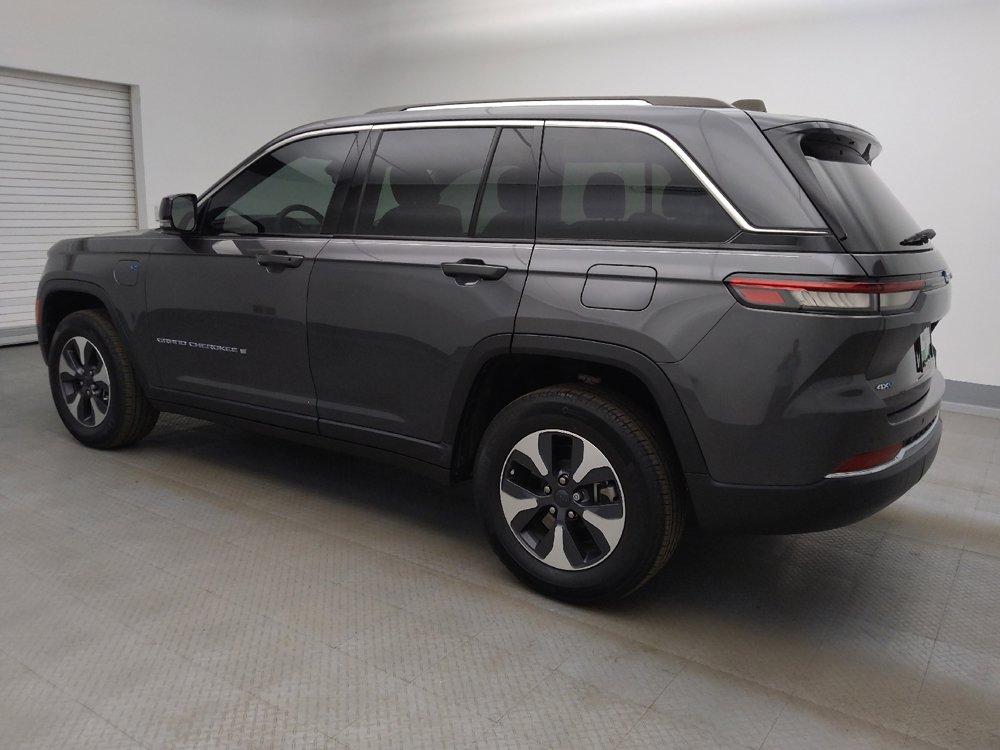 Used 2022 Jeep Grand Cherokee Limited 4xe image 3