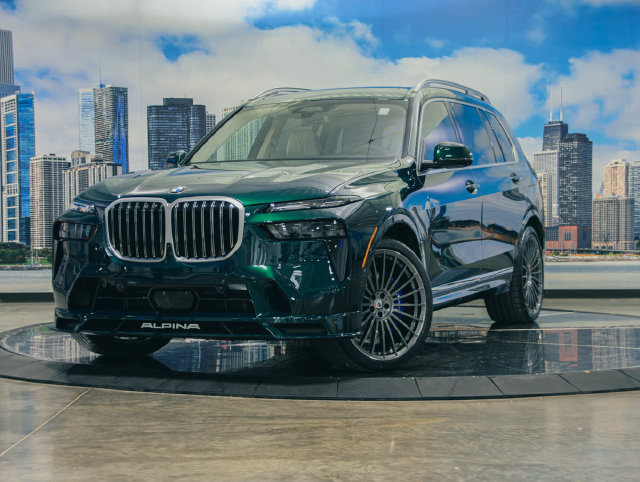 New 2026 BMW ALPINA XB7 AWD/4WD image 2