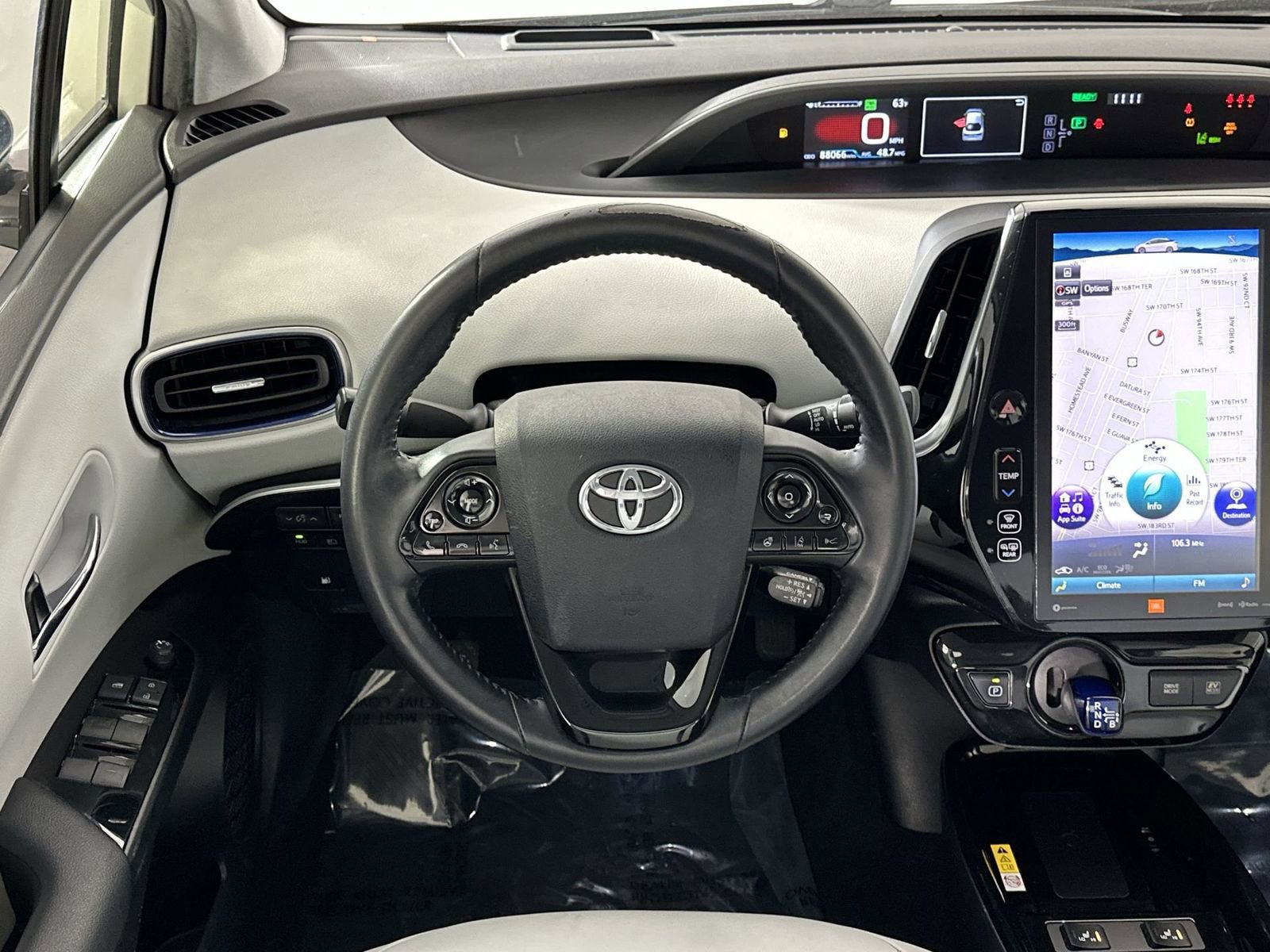 Used 2019 Toyota Prius Limited image 35
