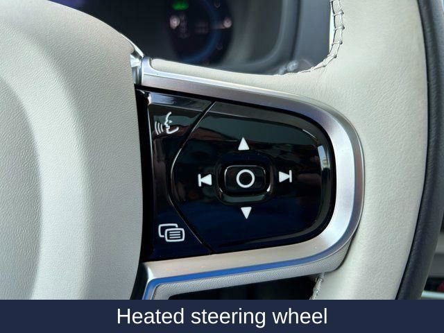 New 2025 Volvo XC90 T8 Plus w/ Protection Package Premier image 28