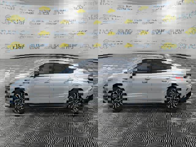 New 2026 Hyundai Sonata Limited image 3