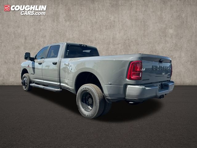 New 2026 RAM 3500 Big Horn AWD/4WD image 5