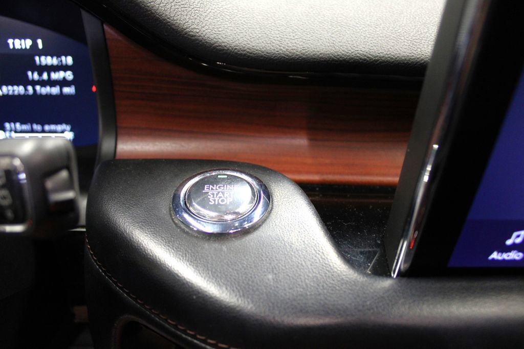 Used 2021 Lincoln Aviator Reserve w/ Equipment Group 201A image 14