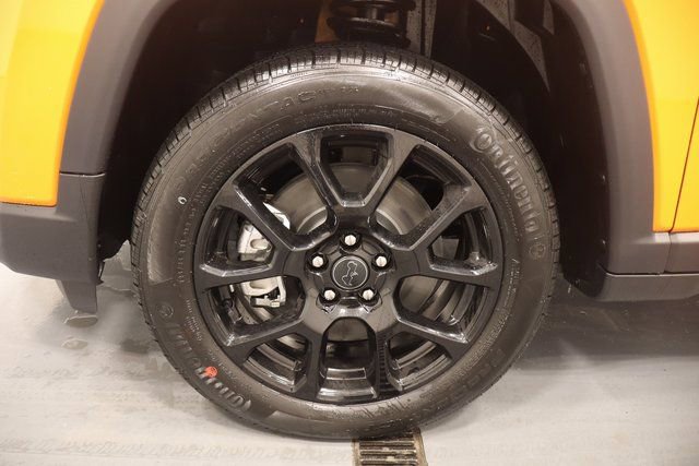 New 2026 Jeep Compass Latitude w/ Sun and Sound Group image 24