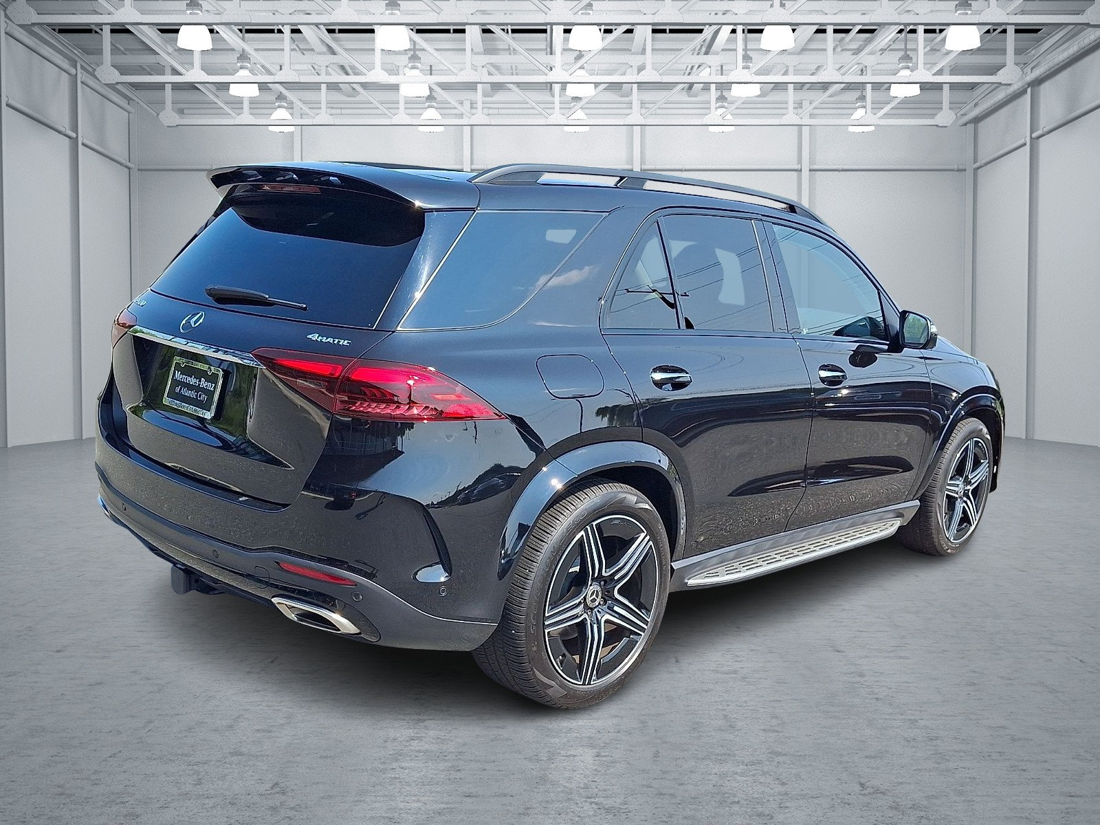 Used 2025 Mercedes-Benz GLE 580 4MATIC image 6