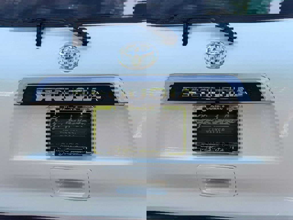 Used 2021 Toyota Sequoia Platinum AWD/4WD image 14