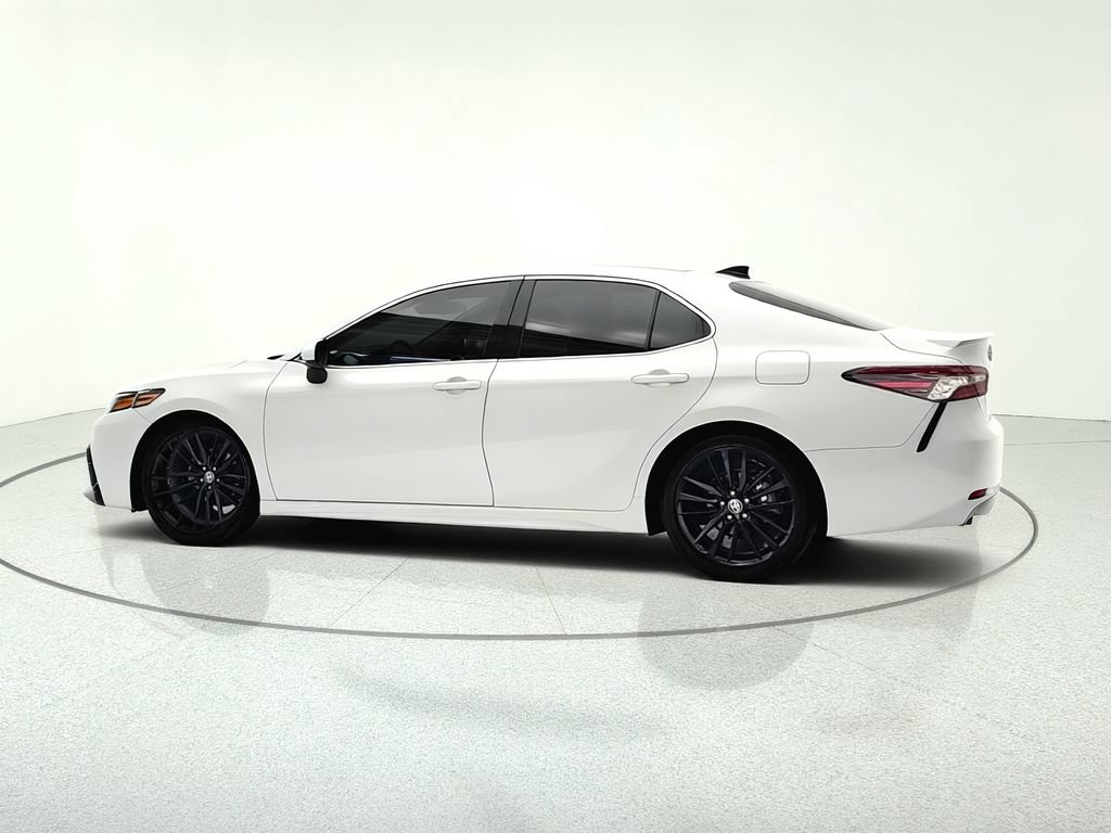 Used 2023 Toyota Camry XSE w/ Navigation Package FWD image 5
