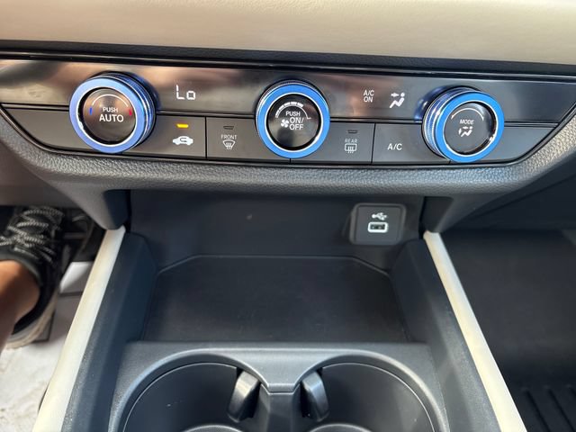 Used 2025 Honda HR-V LX image 16