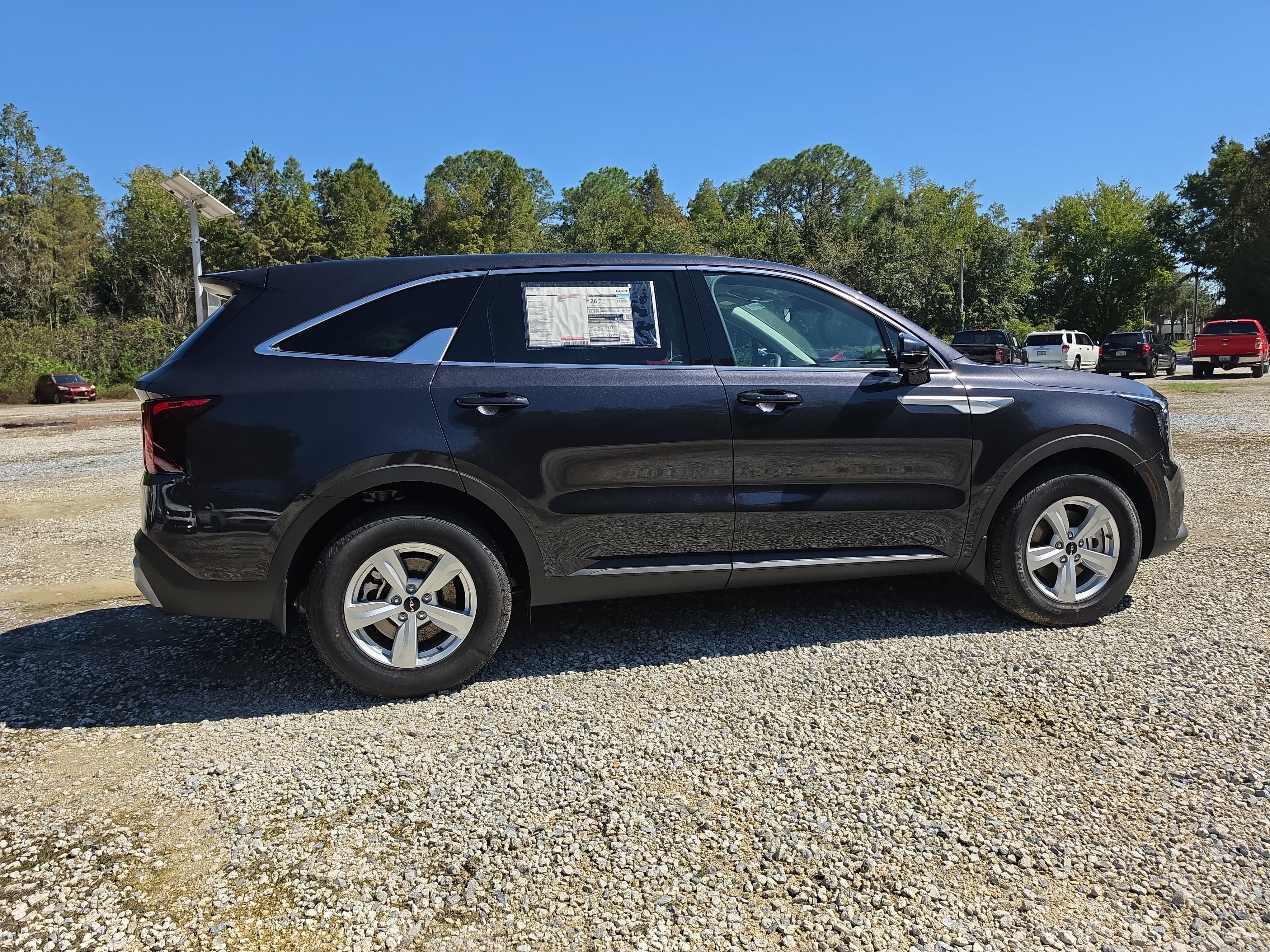 New 2026 Kia Sorento LX FWD image 9