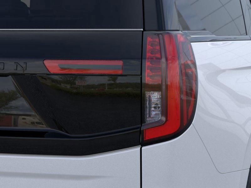 New 2025 Ford Expedition Platinum w/ Stealth Appearance Package image 21