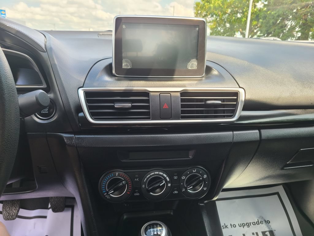 Used 2016 MAZDA MAZDA3 i Sport w/ Preferred Equipment Package FWD image 25