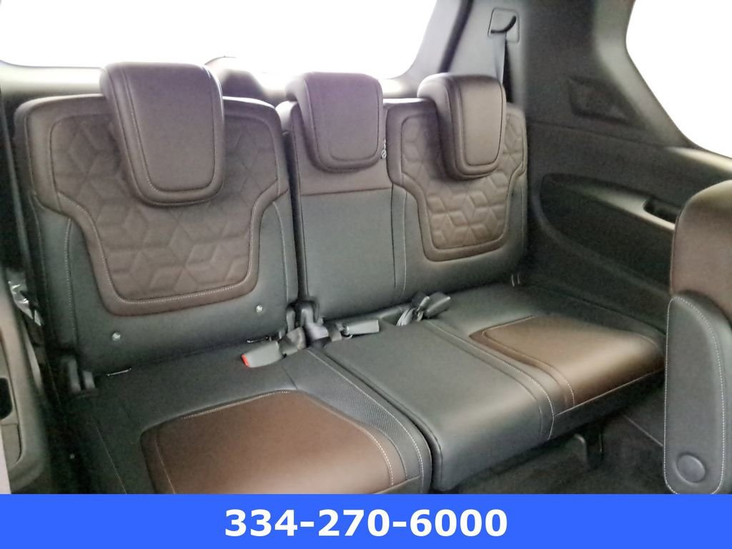 New 2025 Nissan Armada Platinum Reserve image 24