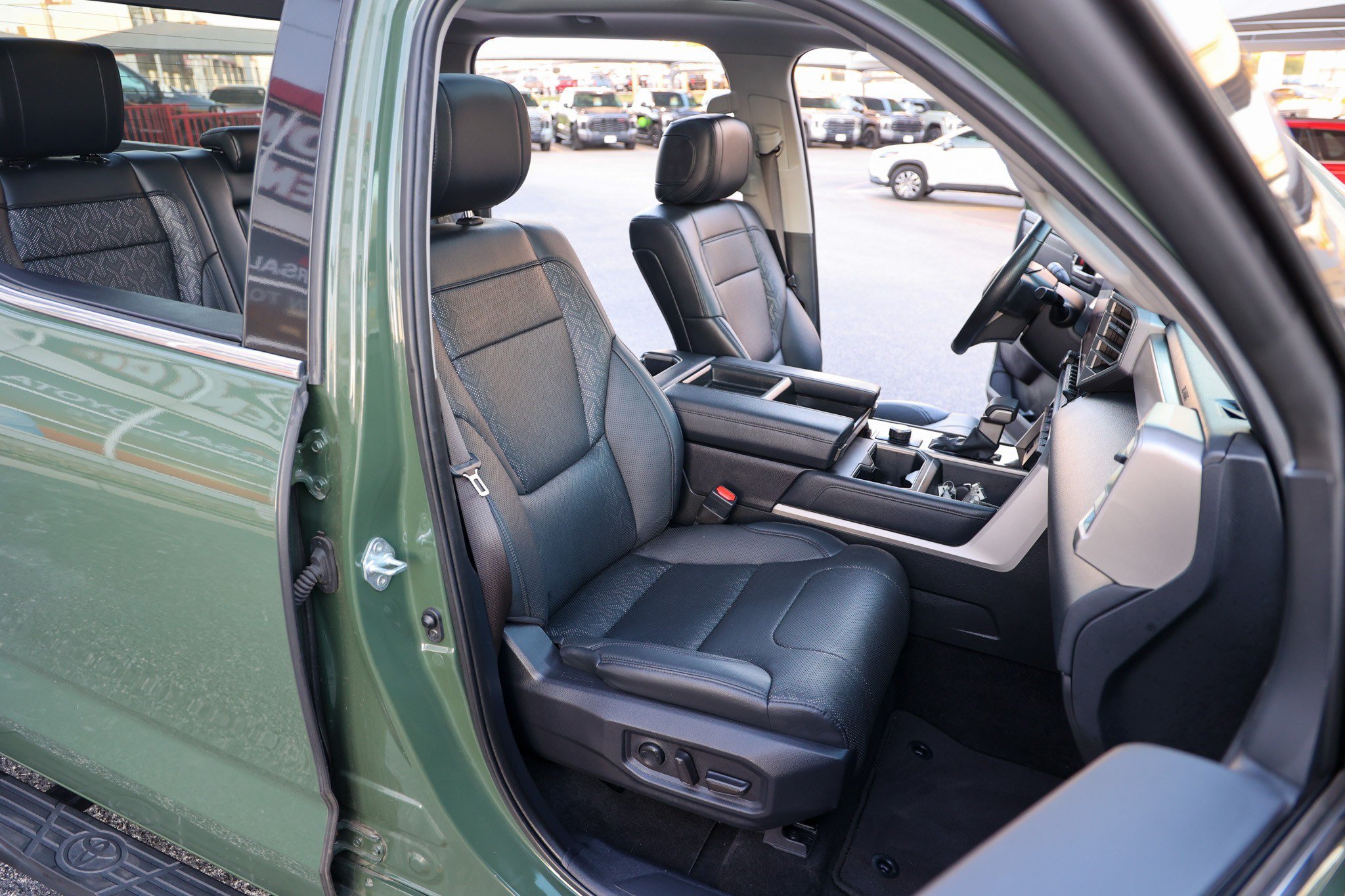 Used 2022 Toyota Tundra Limited RWD image 45