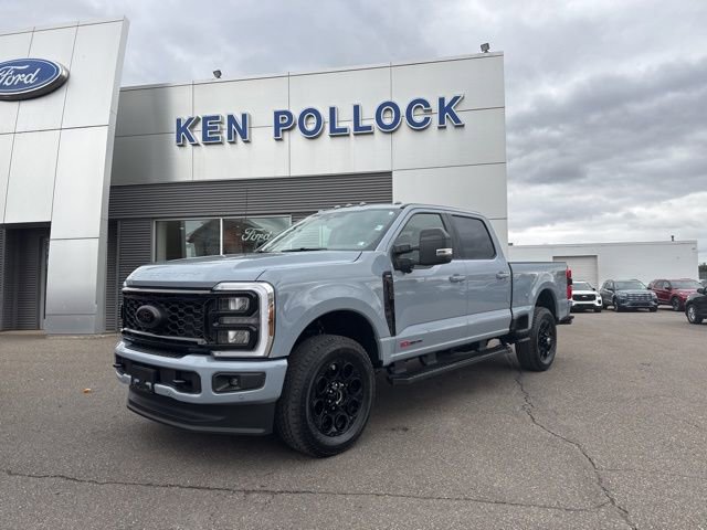 New 2026 Ford F250 Lariat w/ Black Appearance Package image 2