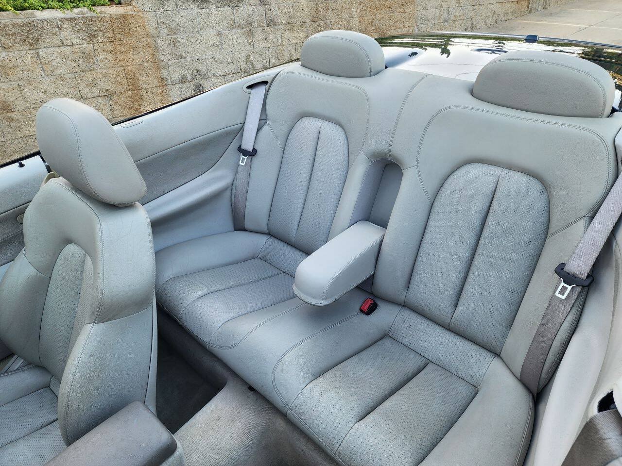 Used 2002 Mercedes-Benz CLK 320 Cabriolet image 21