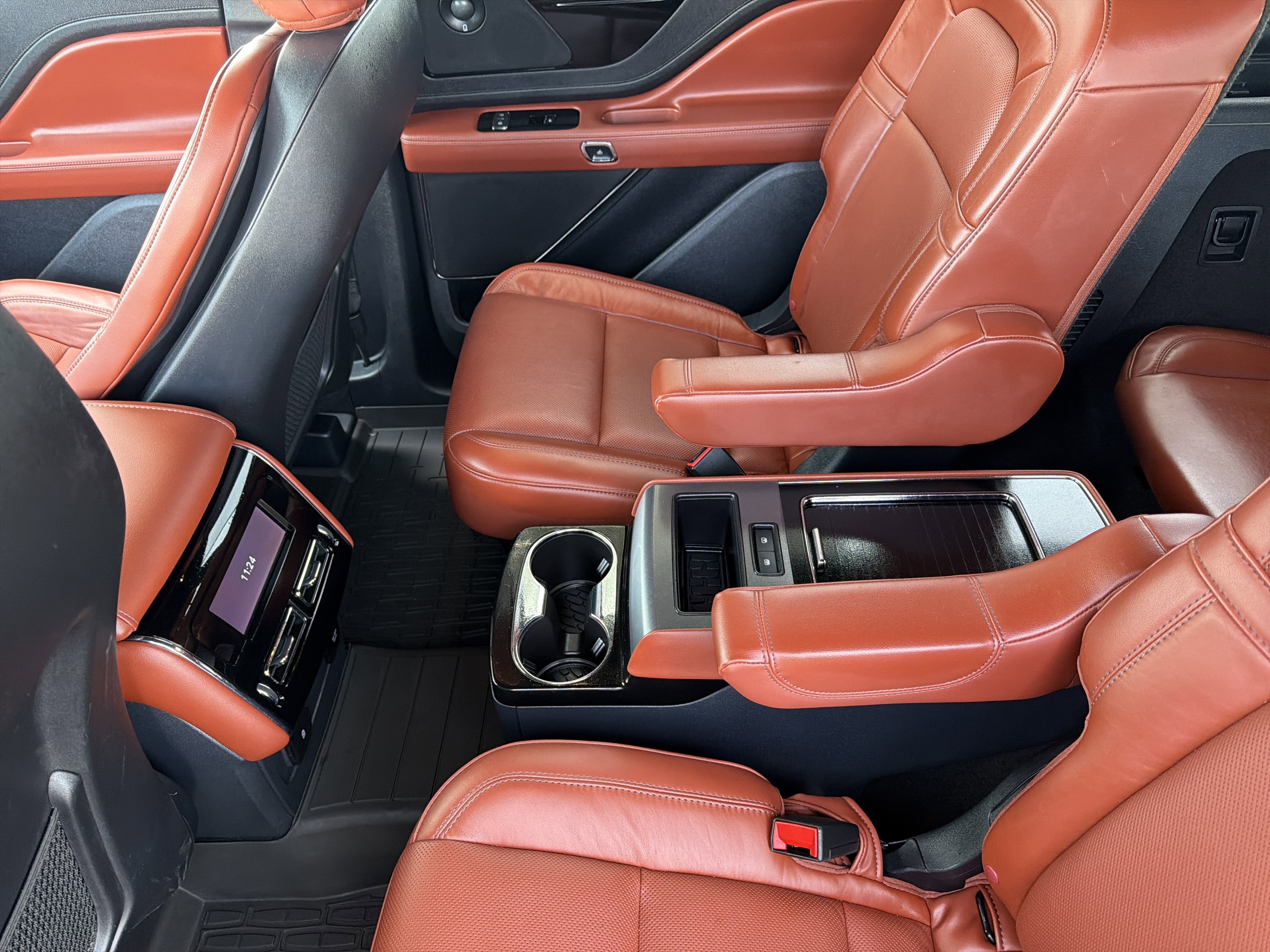 Used 2025 Lincoln Aviator Reserve w/ Jet Appearance Package image 50