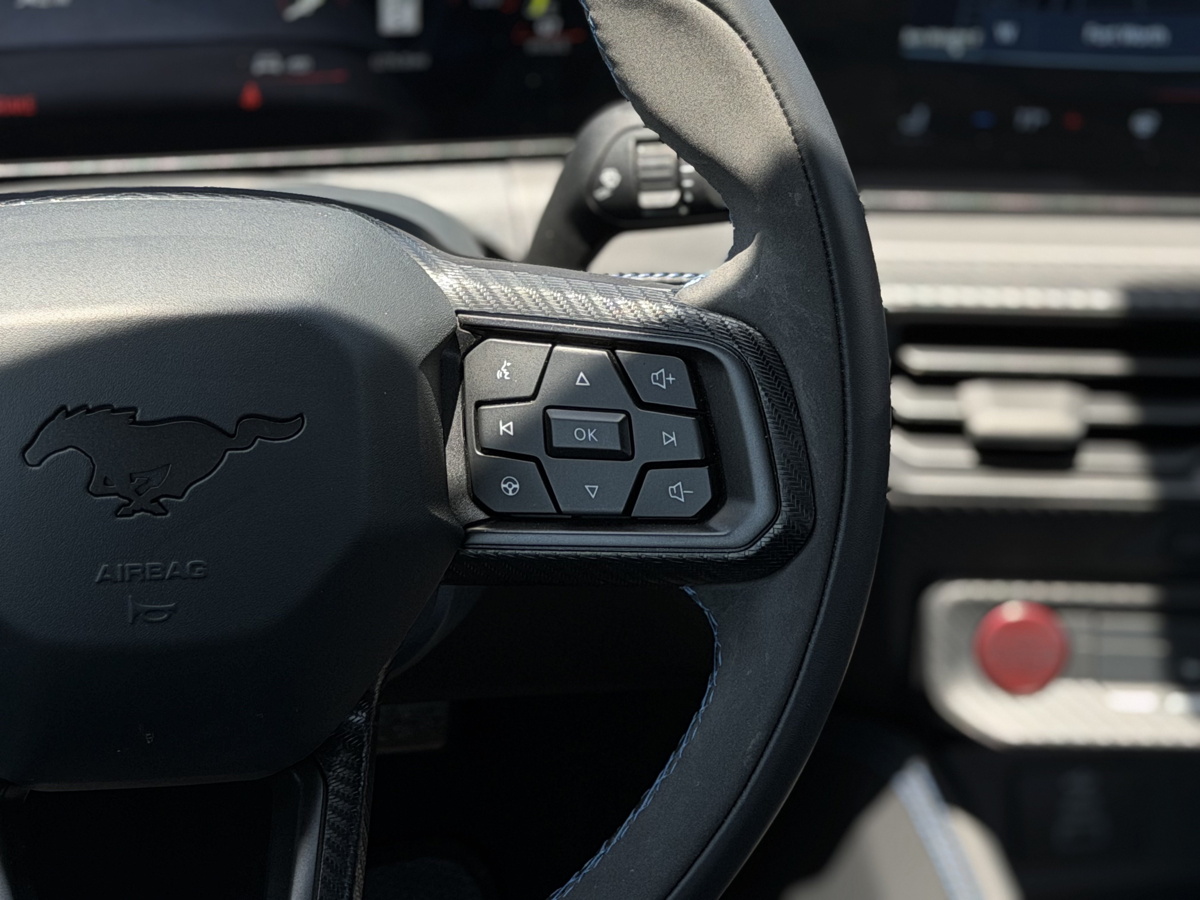 Used 2026 Ford Mustang Dark Horse RWD image 19