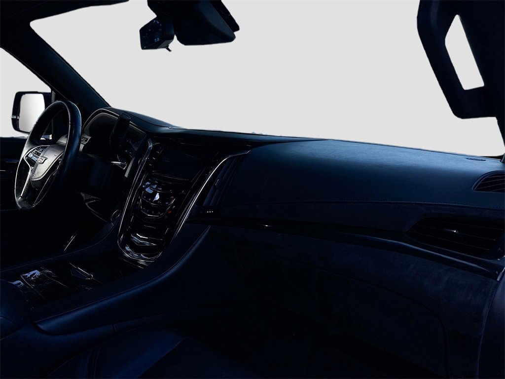 Used 2018 Cadillac Escalade ESV Platinum image 34