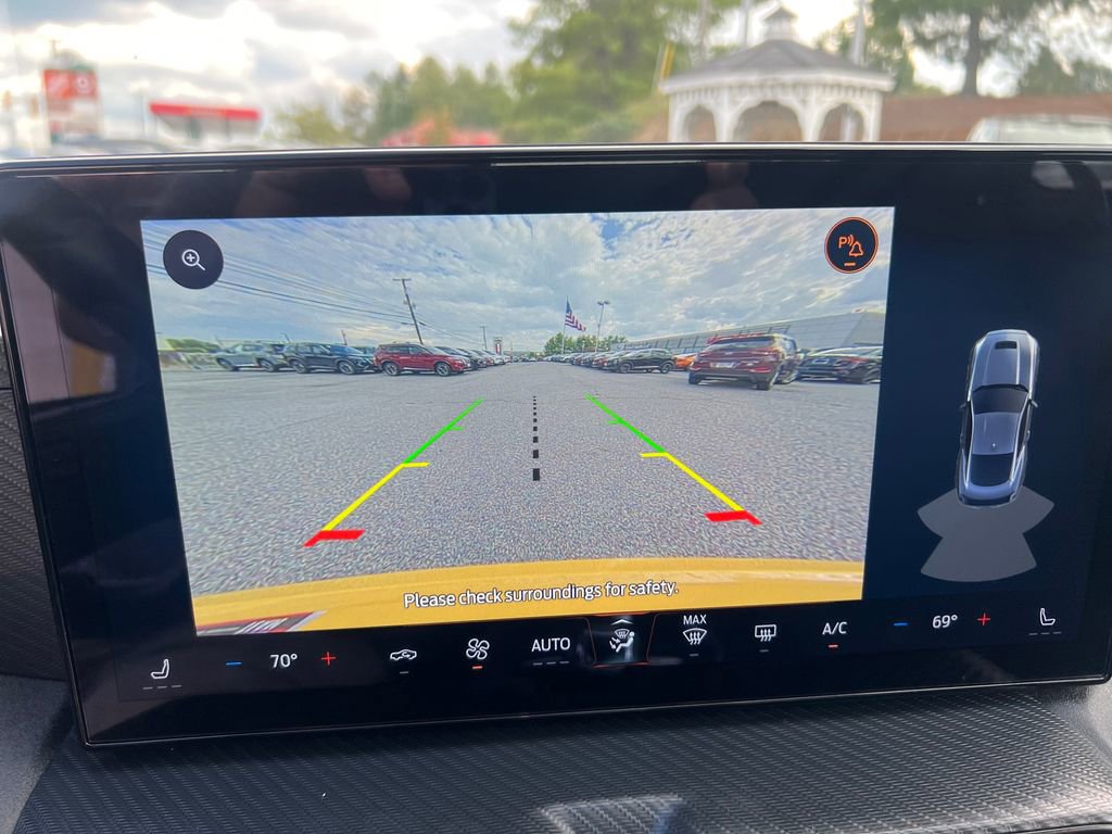 Used 2024 Ford Mustang Convertible image 20