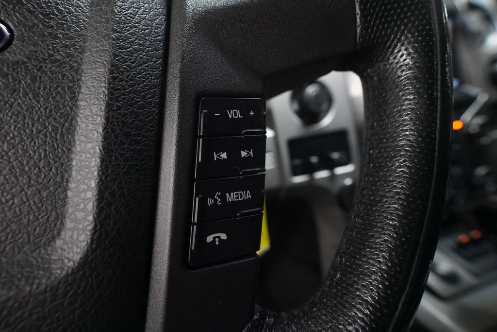 Used 2013 Ford F150 Raptor w/ Luxury Equipment Group AWD/4WD image 17