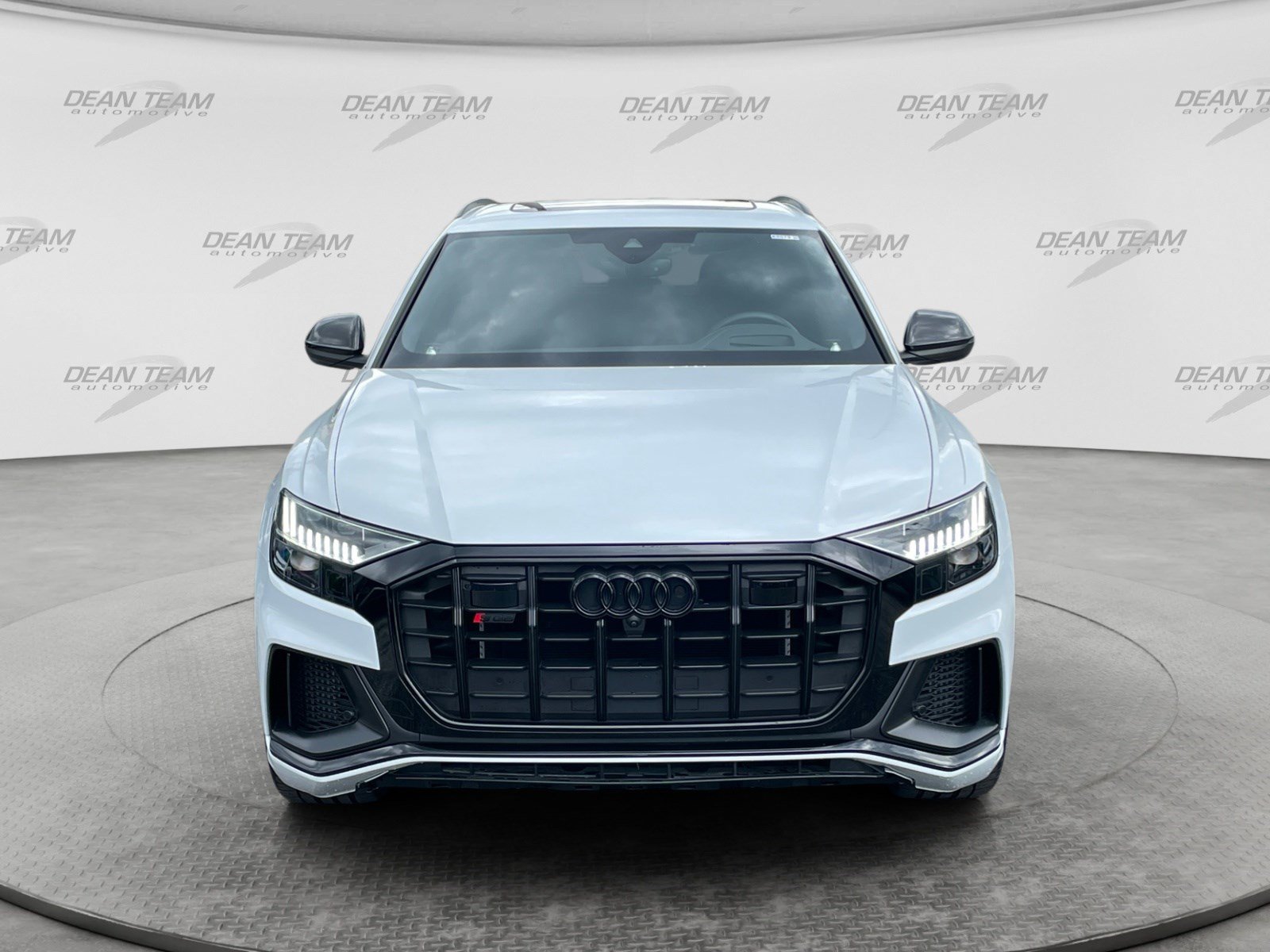 Used 2023 Audi SQ8 Prestige w/ Prestige Package AWD/4WD image 2