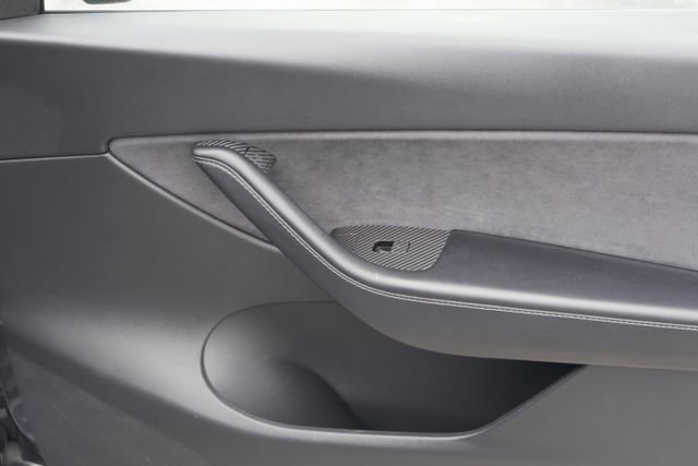 Used 2023 Tesla Model Y Long Range AWD/4WD image 24