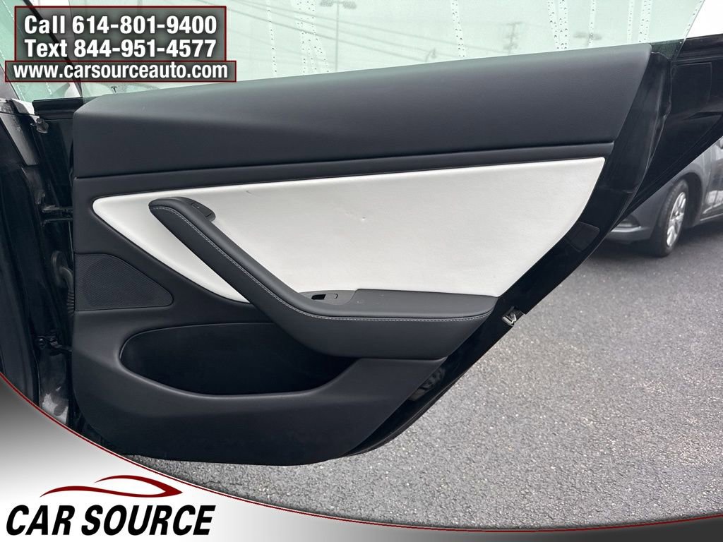 Used 2019 Tesla Model 3 Long Range image 26