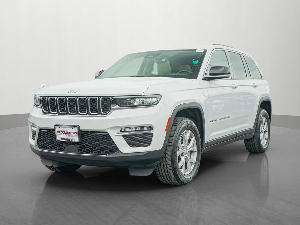 Used 2022 Jeep Grand Cherokee Limited AWD/4WD image 3