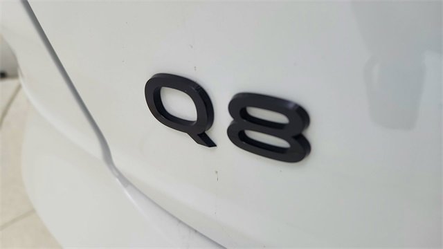 Used 2025 Audi Q8 Prestige w/ Prestige Package image 17