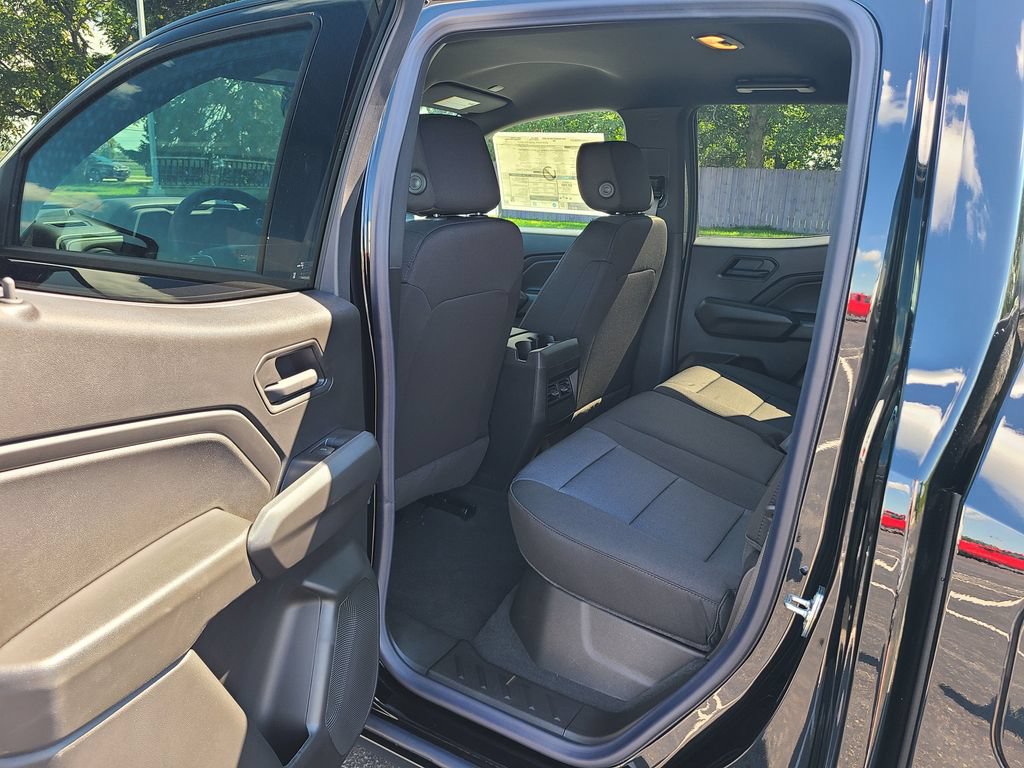 New 2026 Chevrolet Colorado W/T w/ WT Custom Package AWD/4WD image 28