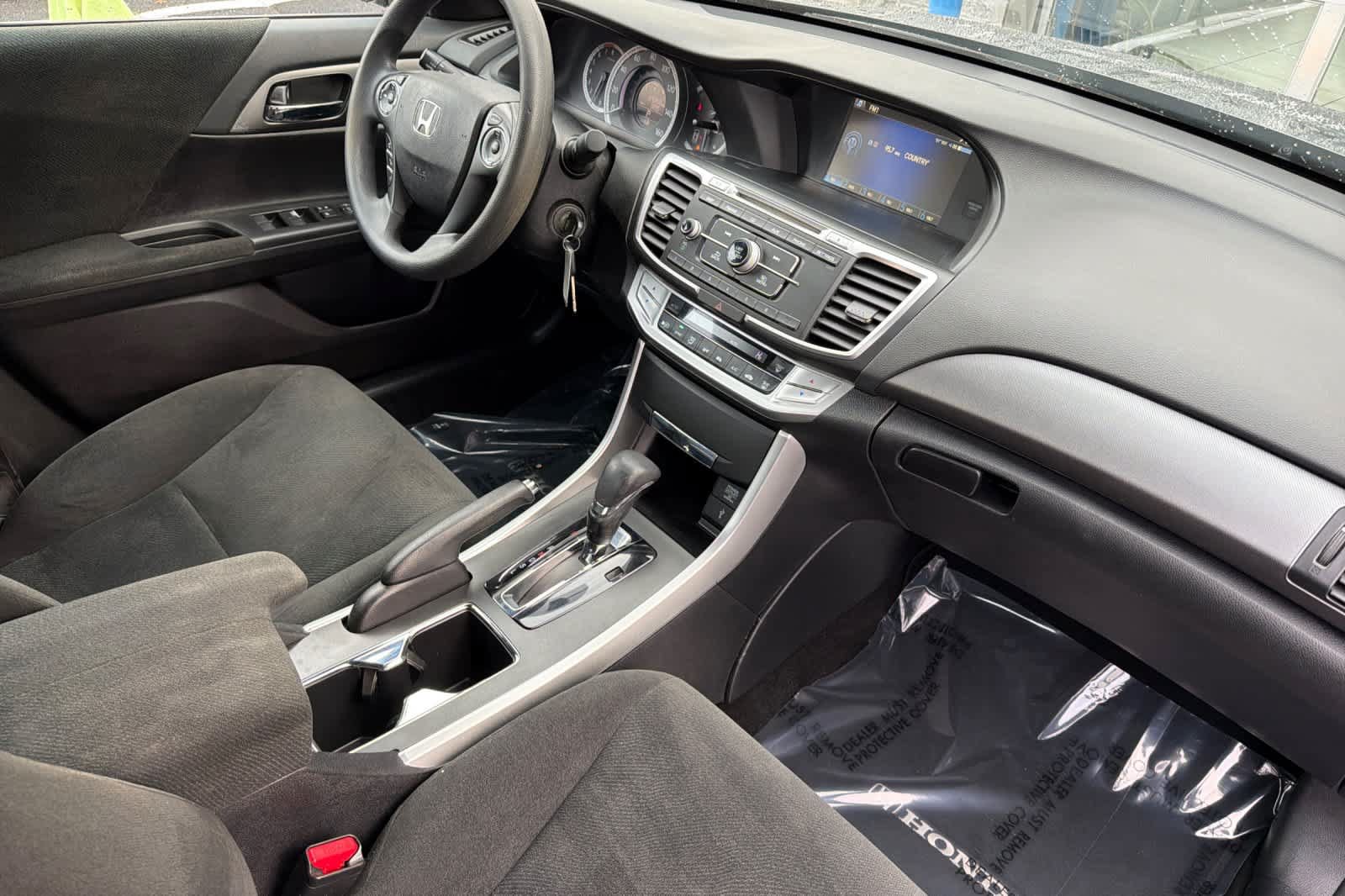 Used 2013 Honda Accord LX image 17
