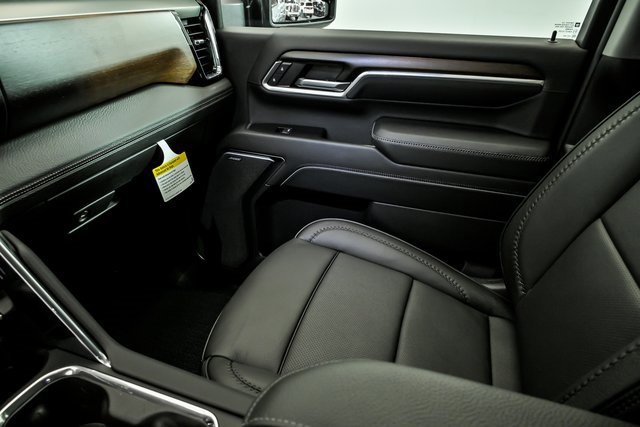 New 2026 GMC Sierra 2500 Denali w/ Denali Reserve Package image 18