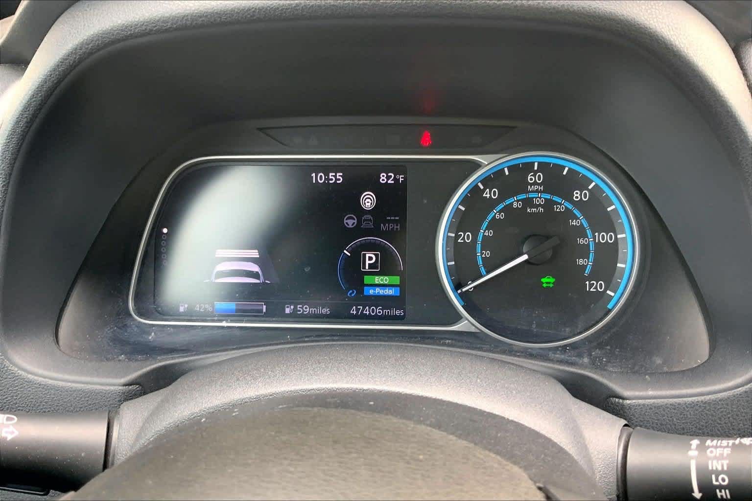 Used 2018 Nissan Leaf SL w/ SL Technology Package FWD image 17