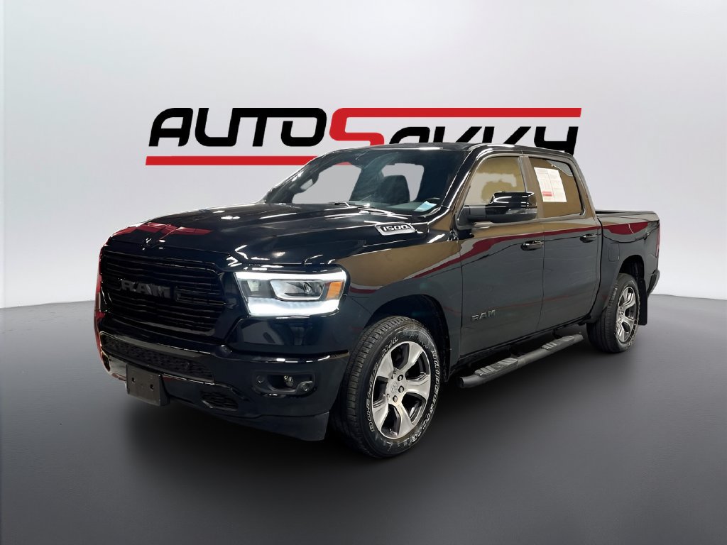 Used 2023 RAM 1500 Laramie AWD/4WD image 3