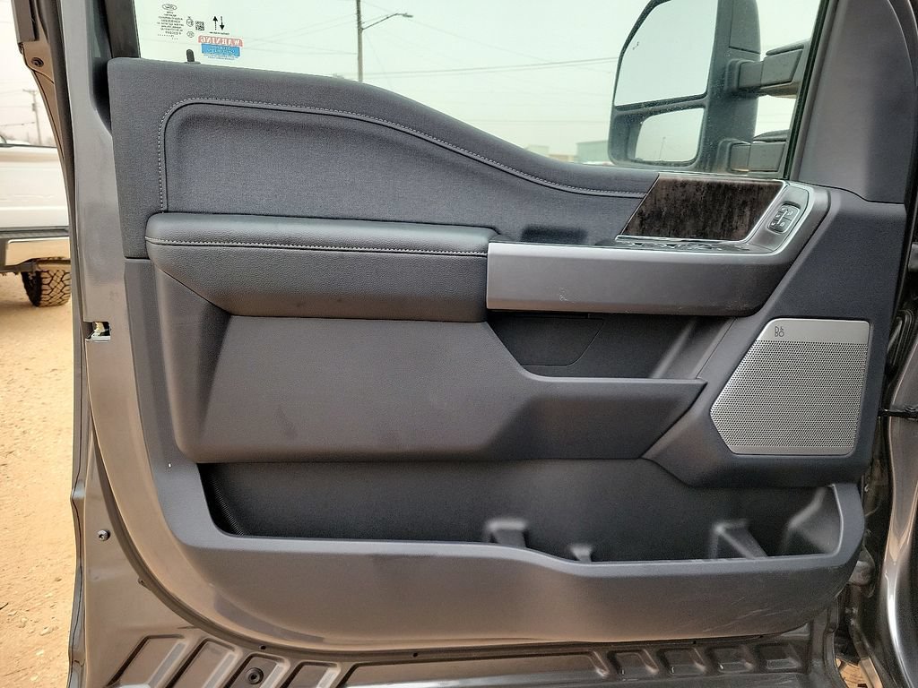 New 2026 Ford F350 Lariat w/ Black Appearance Package AWD/4WD image 18