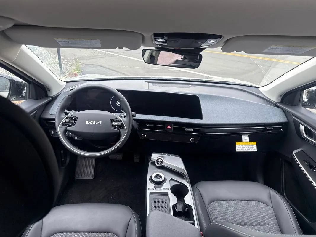 Used 2024 Kia EV6 Light AWD/4WD image 55