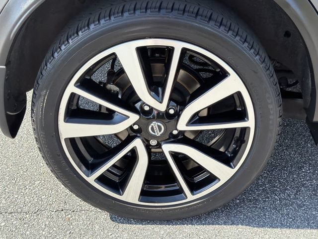Used 2018 Nissan Rogue Sport SL FWD image 19