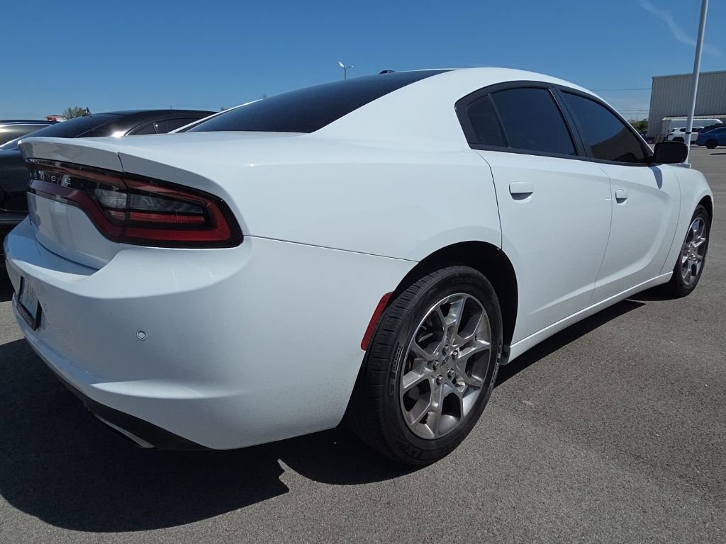Used 2017 Dodge Charger SE w/ Popular Equipment Group image 5