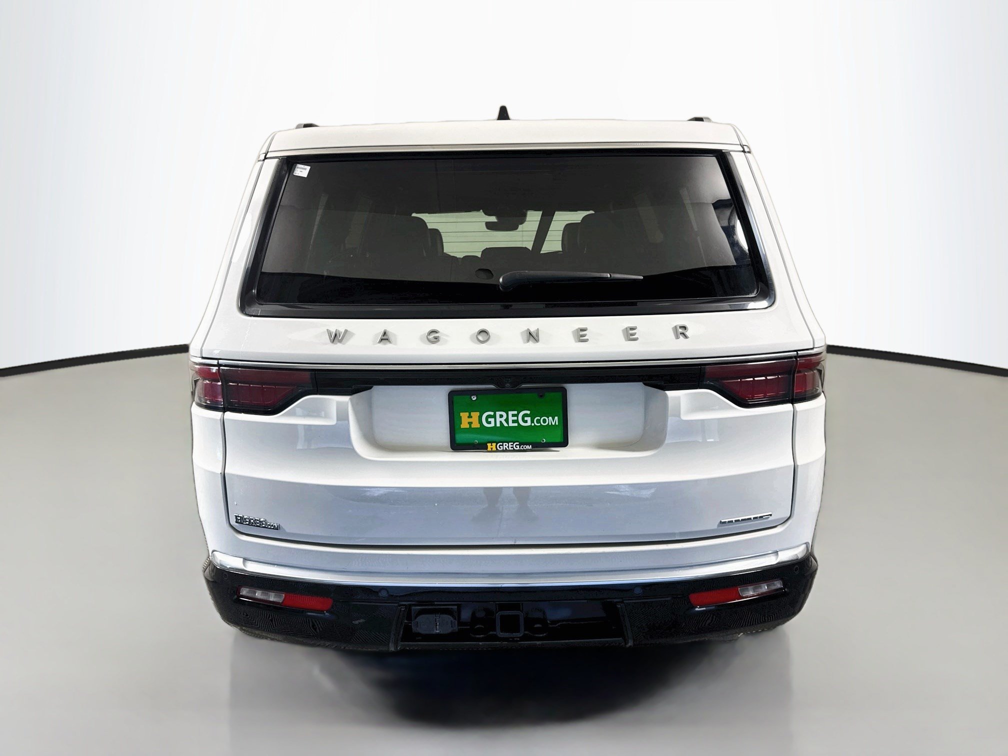 Used 2024 Jeep Wagoneer Series III AWD/4WD image 8