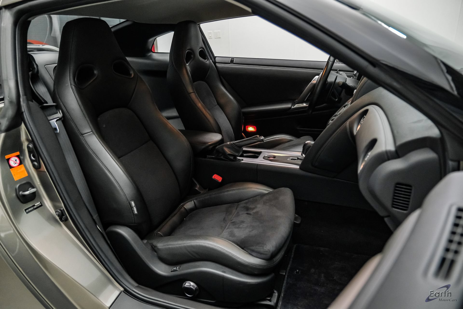 Used 2009 Nissan GT-R Premium AWD/4WD image 60