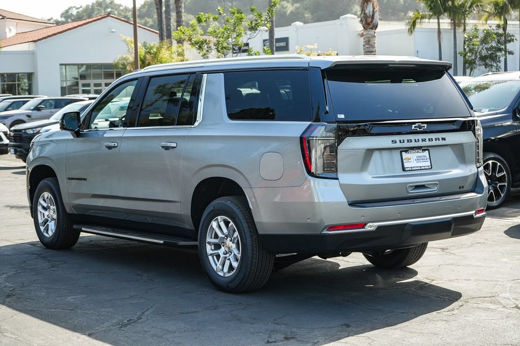New 2026 Chevrolet Suburban LT w/ Comfort Package AWD/4WD image 4