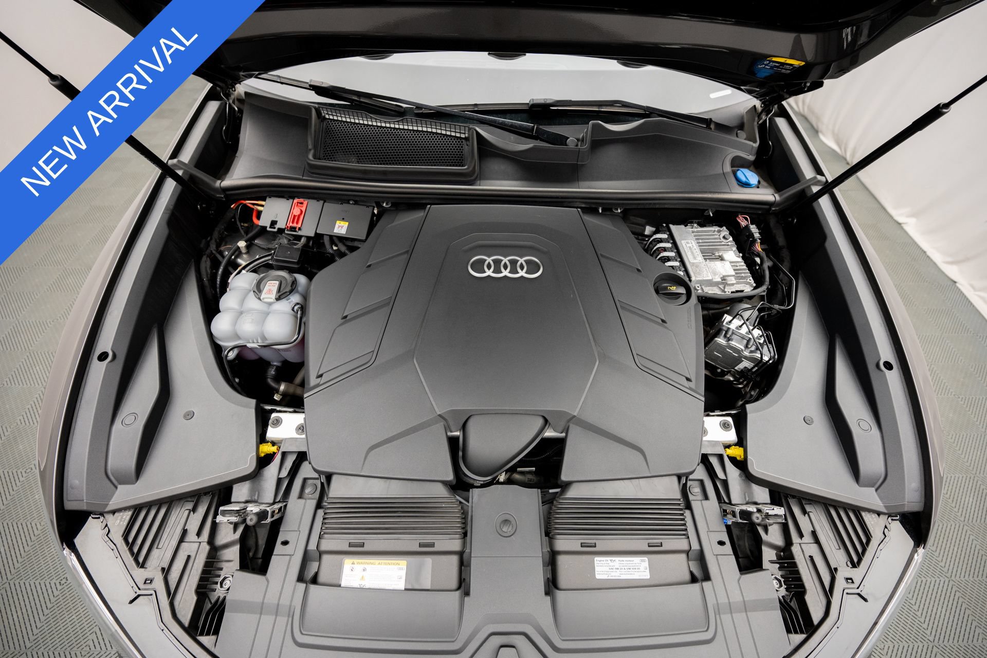 Used 2023 Audi Q8 Premium Plus w/ Premium Plus Package AWD/4WD image 33